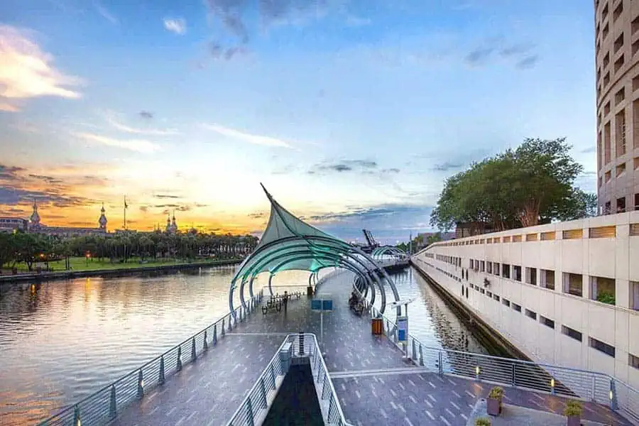 A stunning view of the Tampa Riverwalk at sunset